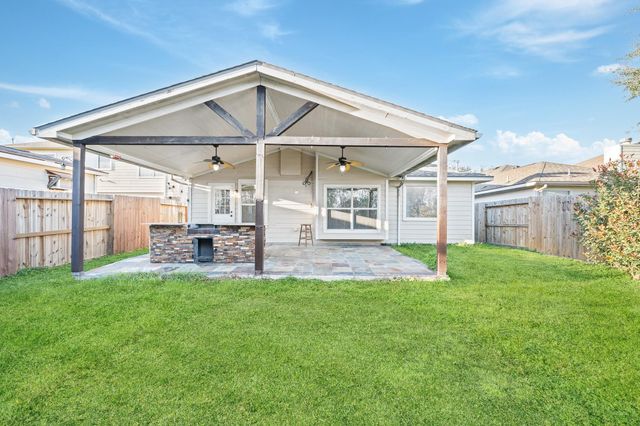 11018 Warath Oak Court, Houston, TX 77065