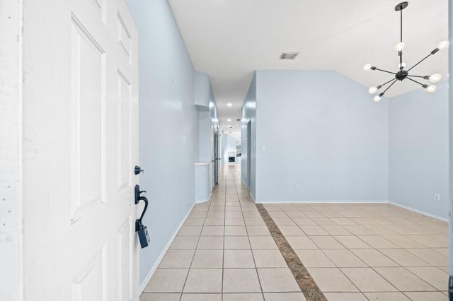 11018 Warath Oak Court, Houston, TX 77065