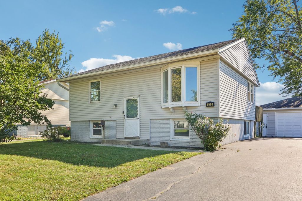 236 E Rose Street, Glenwood, IL 60425 — exterior