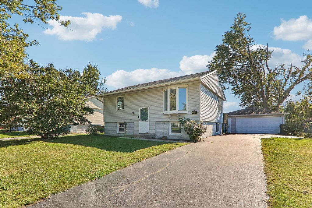 236 E Rose Street, Glenwood, IL 60425 — photo 2