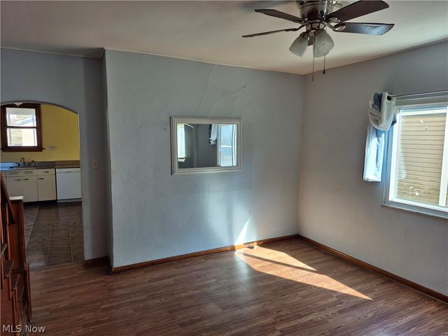 1002 Second Avenue, New Cumberland, WV 26047