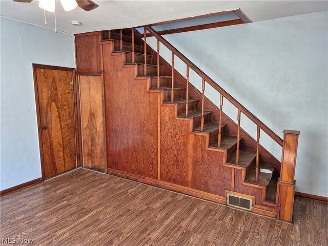 1002 Second Avenue, New Cumberland, WV 26047