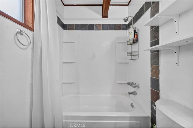 2418 Fir, Running Springs, CA 92382