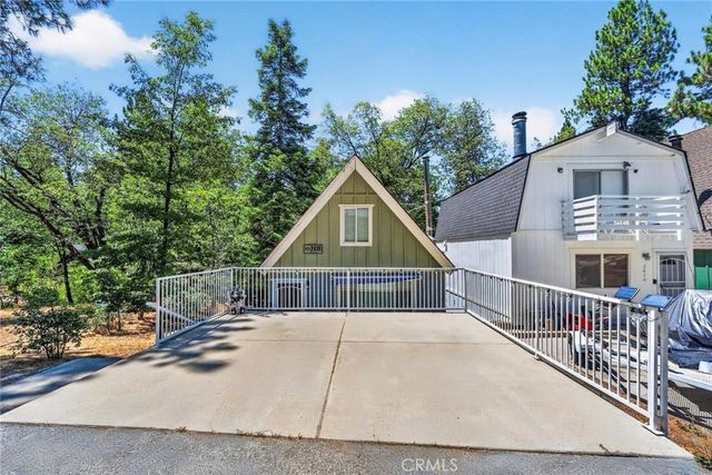 2418 Fir, Running Springs, CA 92382