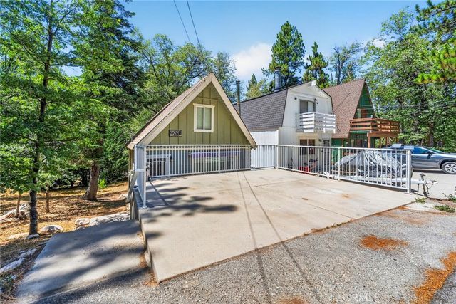 2418 Fir, Running Springs, CA 92382
