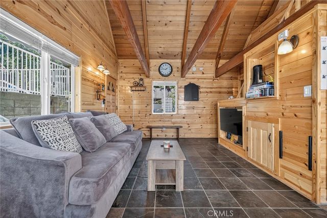 2418 Fir, Running Springs, CA 92382
