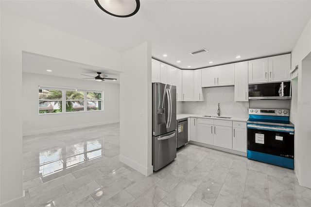 2425 BAYWOOD DRIVE E, Dunedin, FL 34698