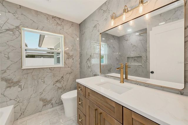 2425 BAYWOOD DRIVE E, Dunedin, FL 34698