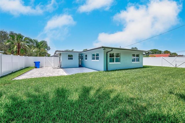 2425 BAYWOOD DRIVE E, Dunedin, FL 34698