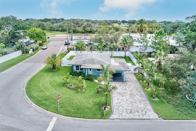 2425 BAYWOOD DRIVE E, Dunedin, FL 34698