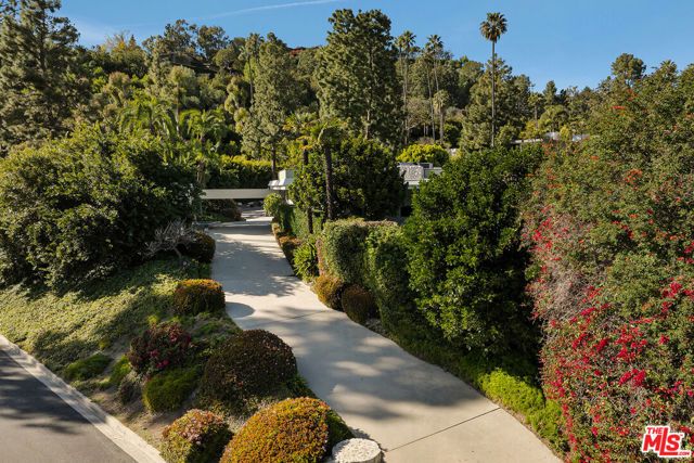 409 Drury Lane, Beverly Hills, CA 90210