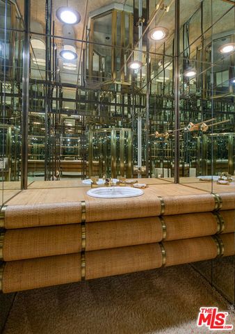 409 Drury Lane, Beverly Hills, CA 90210