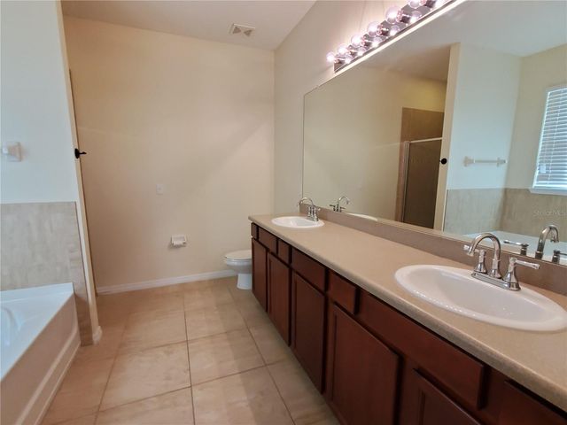 4222 GRANITE GLEN LOOP, Wesley Chapel, FL 33544