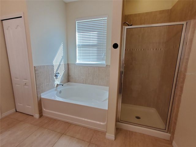 4222 GRANITE GLEN LOOP, Wesley Chapel, FL 33544
