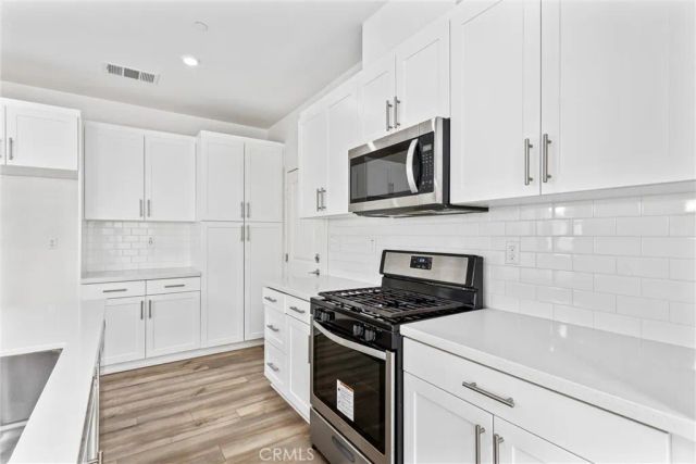 1956 S Hartford Place, San Bernardino, CA 92408