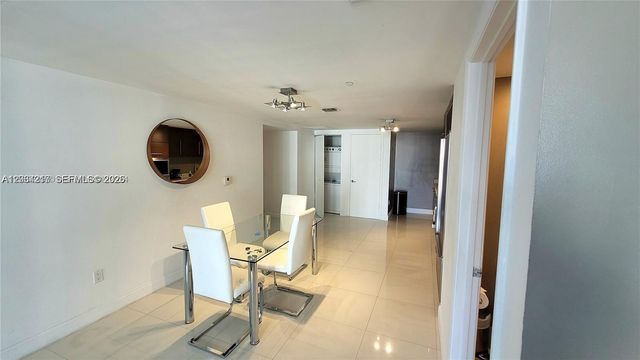 485 Brickell Ave 2311, Miami, FL 33131