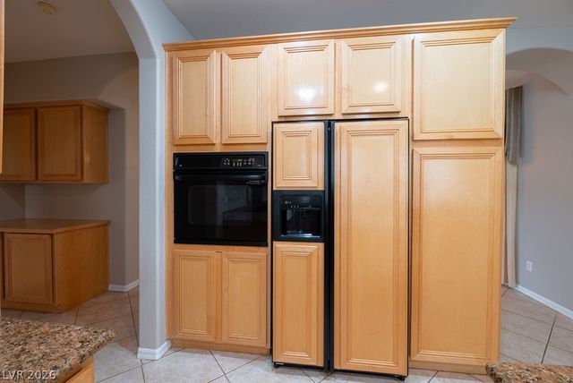 2245 Tedesca Drive, Henderson, NV 89052