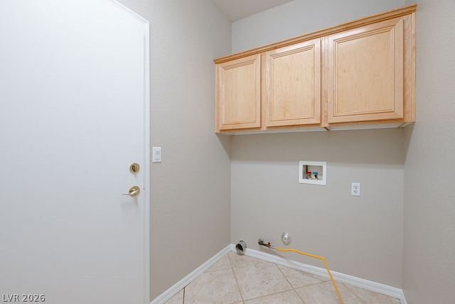 2245 Tedesca Drive, Henderson, NV 89052