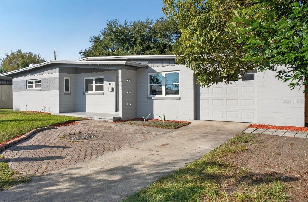 Image 2 of property listing at 714 KANKAKEE LANE, Orlando, FL 32807