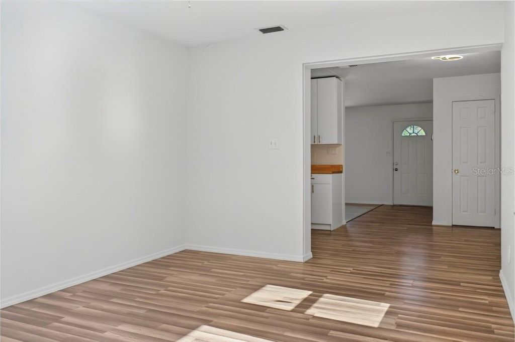 Image 13 of property listing at 714 KANKAKEE LANE, Orlando, FL 32807