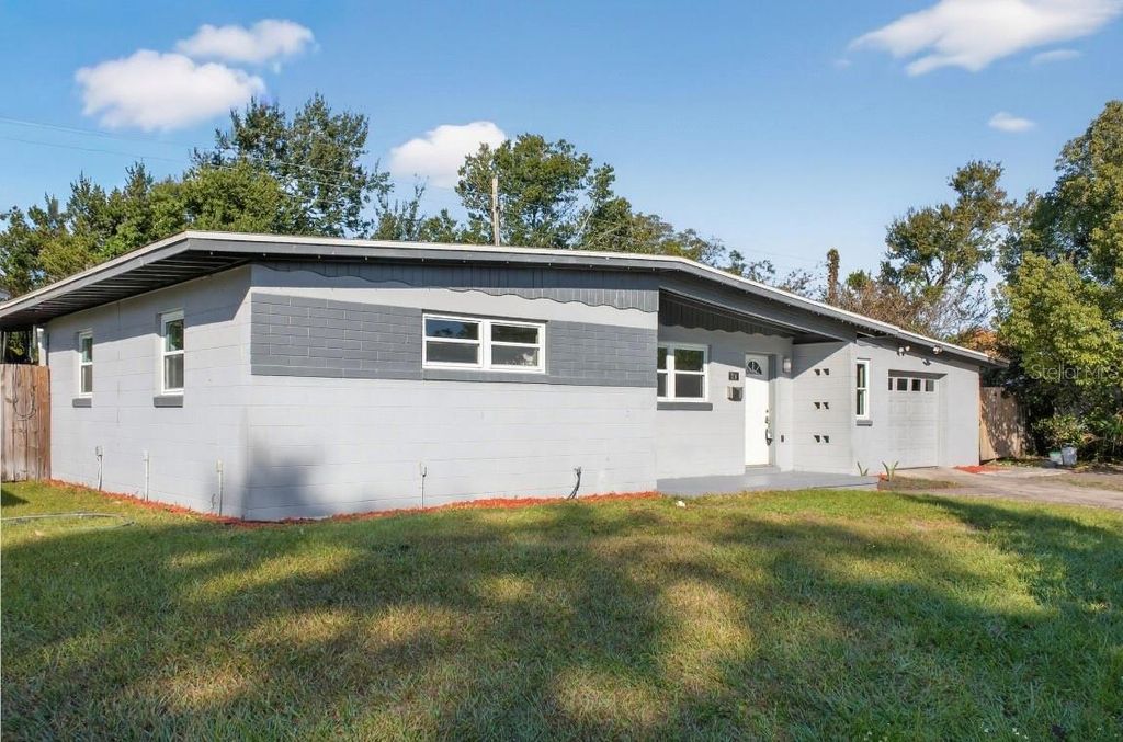 Image 35 of property listing at 714 KANKAKEE LANE, Orlando, FL 32807