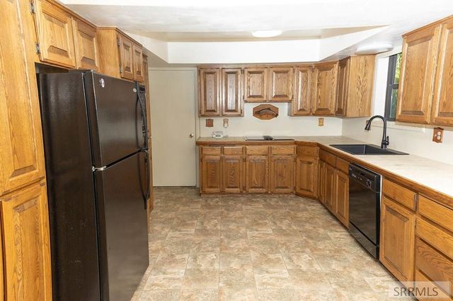 649 Brentwood Circle, Idaho Falls, ID 83402