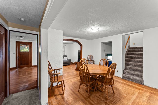404 1st Avenue, Hampton, IL 61256