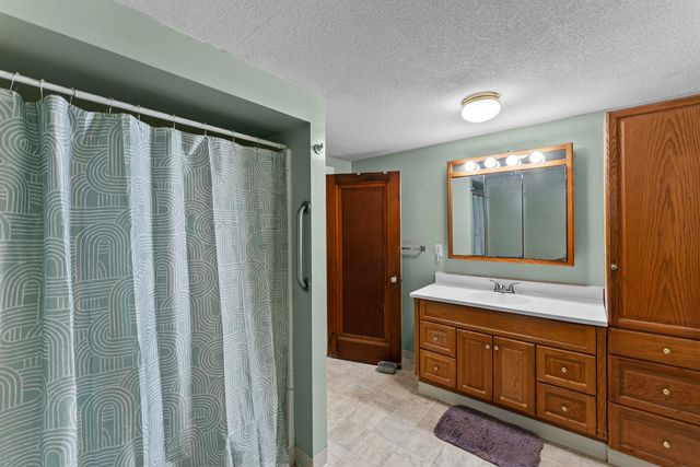 404 1st Avenue, Hampton, IL 61256