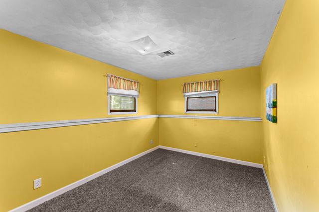 404 1st Avenue, Hampton, IL 61256