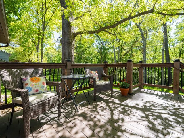 3612 W CHARTWELL Road, Peoria, IL 61614
