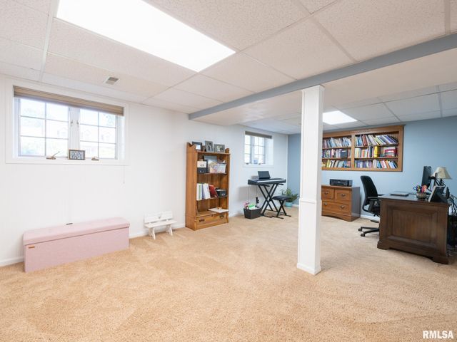 3612 W CHARTWELL Road, Peoria, IL 61614