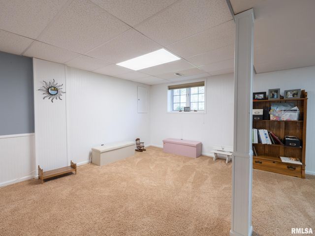 3612 W CHARTWELL Road, Peoria, IL 61614