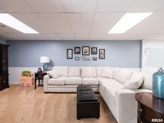 3612 W CHARTWELL Road, Peoria, IL 61614