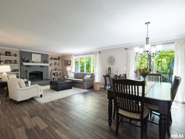 3612 W CHARTWELL Road, Peoria, IL 61614