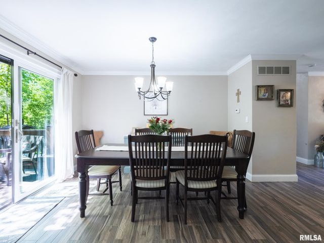 3612 W CHARTWELL Road, Peoria, IL 61614
