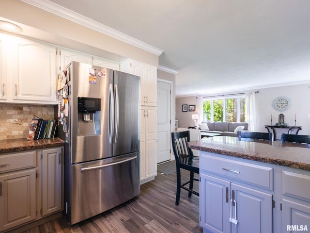3612 W CHARTWELL Road, Peoria, IL 61614