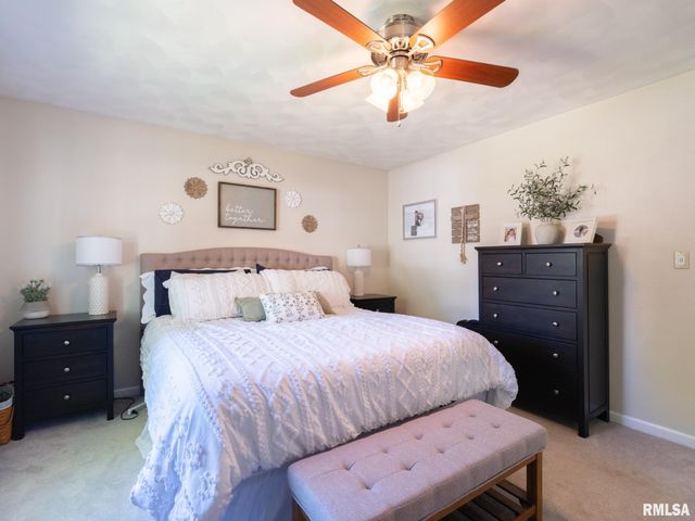 3612 W CHARTWELL Road, Peoria, IL 61614