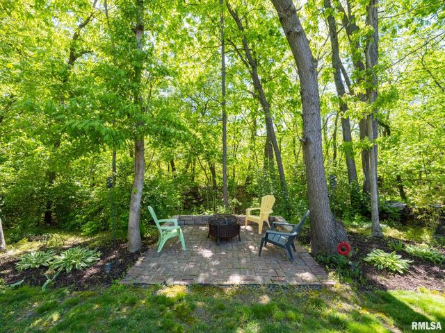 3612 W CHARTWELL Road, Peoria, IL 61614