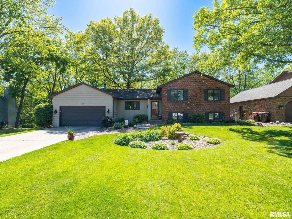 3612 W CHARTWELL Road, Peoria, IL 61614
