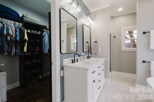 2711 Clemson Avenue, Charlotte, NC 28205