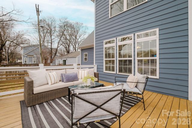 2711 Clemson Avenue, Charlotte, NC 28205