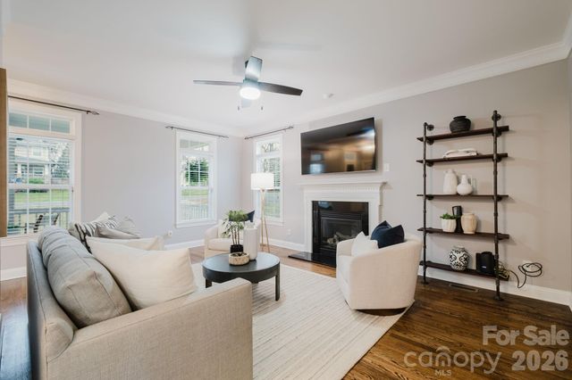 2711 Clemson Avenue, Charlotte, NC 28205