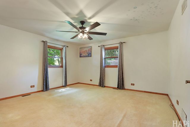10113 W Crissy Avenue, Beach Park, IL 60099