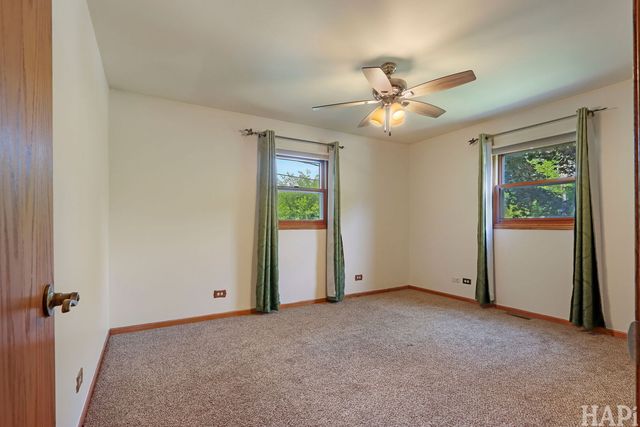 10113 W Crissy Avenue, Beach Park, IL 60099
