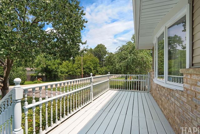 10113 W Crissy Avenue, Beach Park, IL 60099