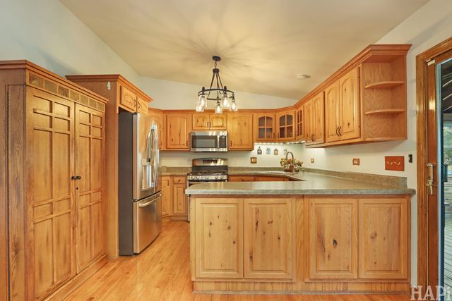 10113 W Crissy Avenue, Beach Park, IL 60099