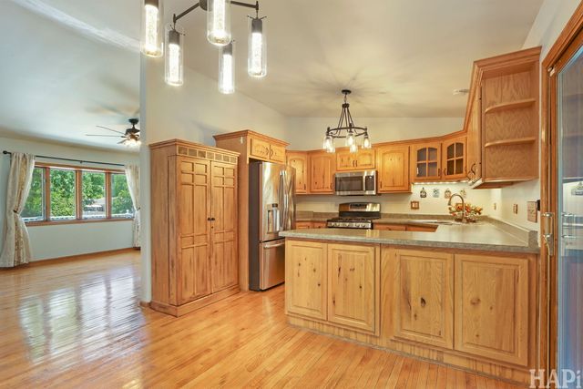 10113 W Crissy Avenue, Beach Park, IL 60099