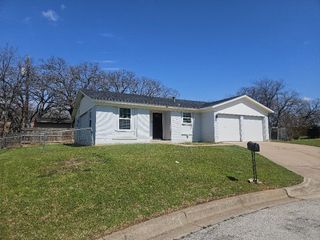 7225 Cordes Court, Fort Worth, TX 76112
