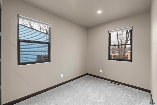 1133 BLAINE AVE, Rapid City, SD 57701