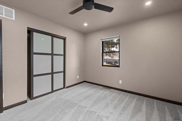 1133 BLAINE AVE, Rapid City, SD 57701